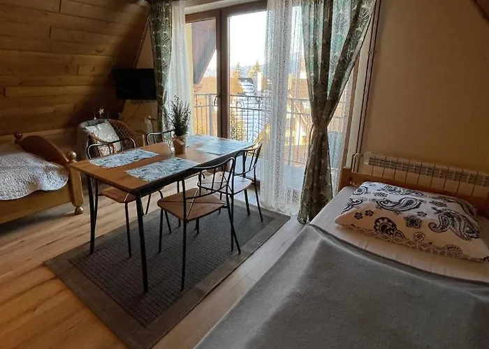 Wczasy Pod Giewontem منزل للإقامة *